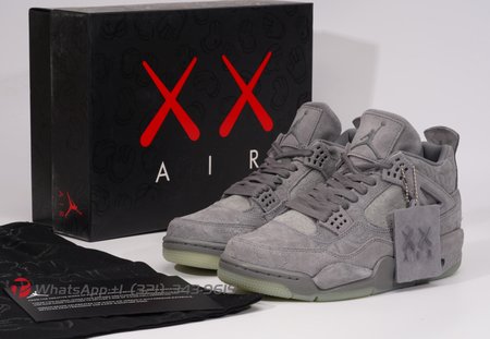 Kaws x Air Jordan 4 Retro SIZE: 7-13