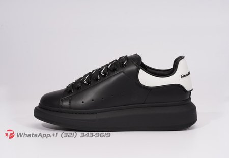 Alexander McQueen Oversized Black white SIZE: 35-45