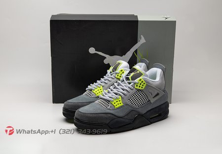 AJ 4 Retro SE "95 Neon" Size 40.5-46